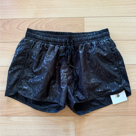 ZYIA Active Black Bomber Shorts - Picture 2 of 3